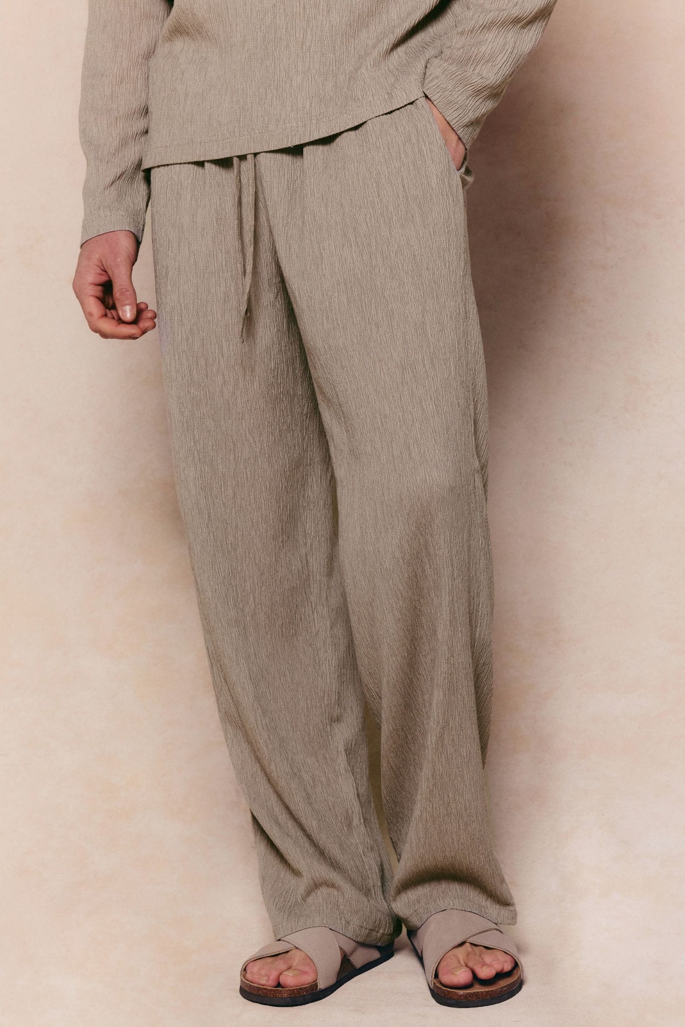 Arty Crinkled Elasticated Waistband Trouser - Mushroom