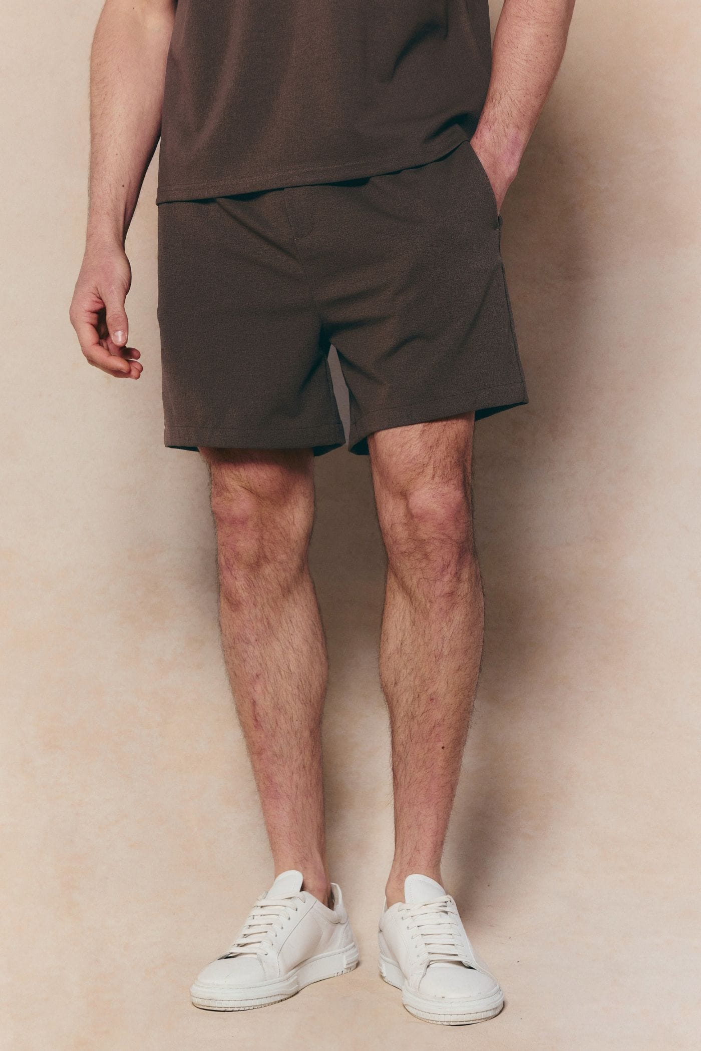 Tomas Elasticated Waist Short - Dark Brown