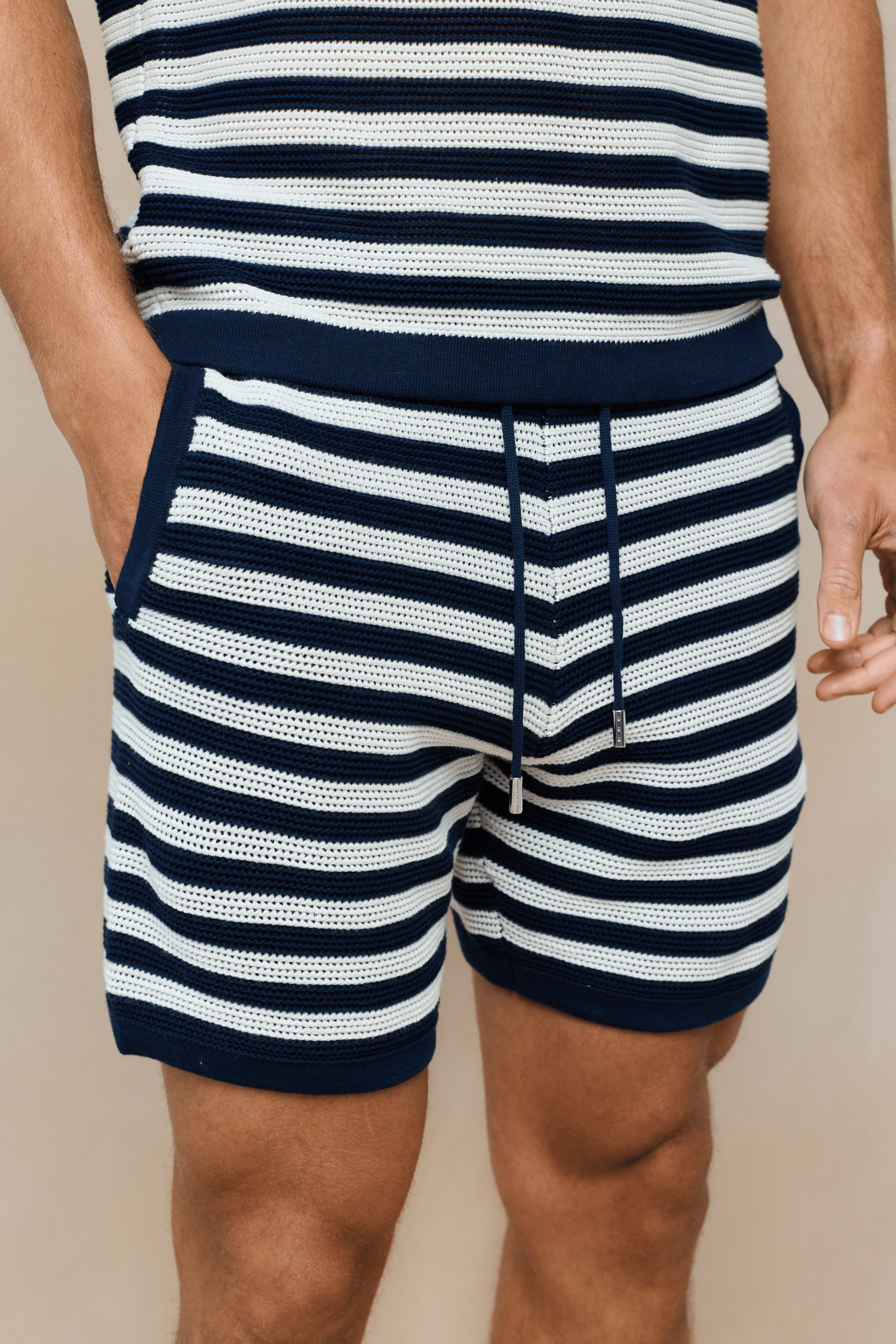 Lattolo gestreifte Strickshorts – Marine/Ecru
