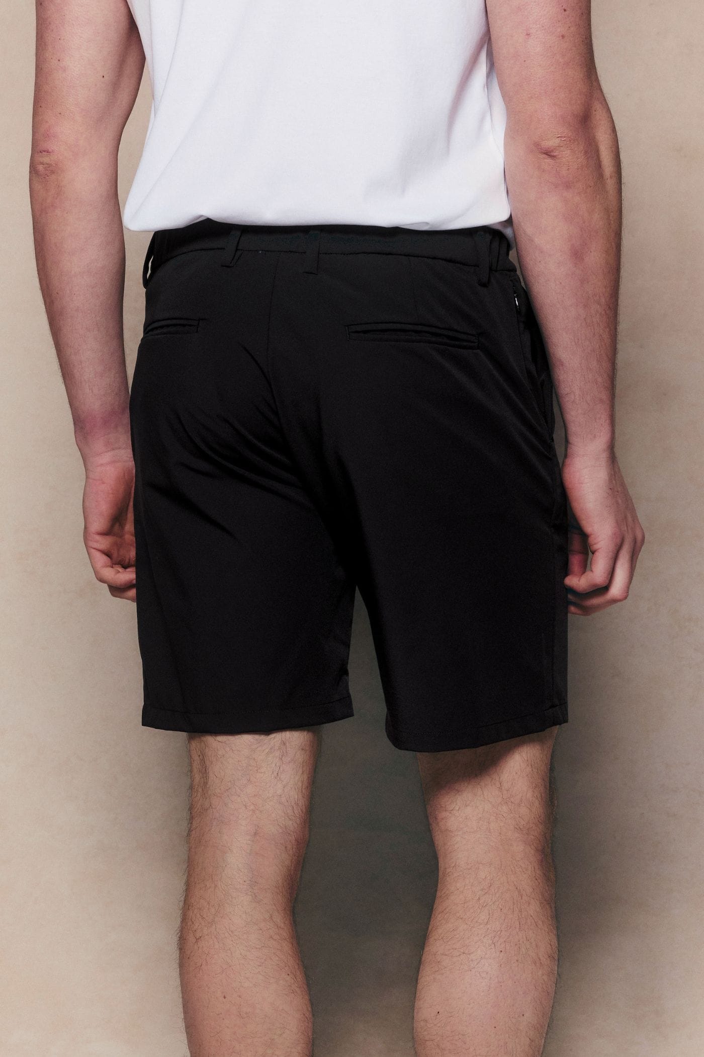 Luiz Hybrid Short - Black