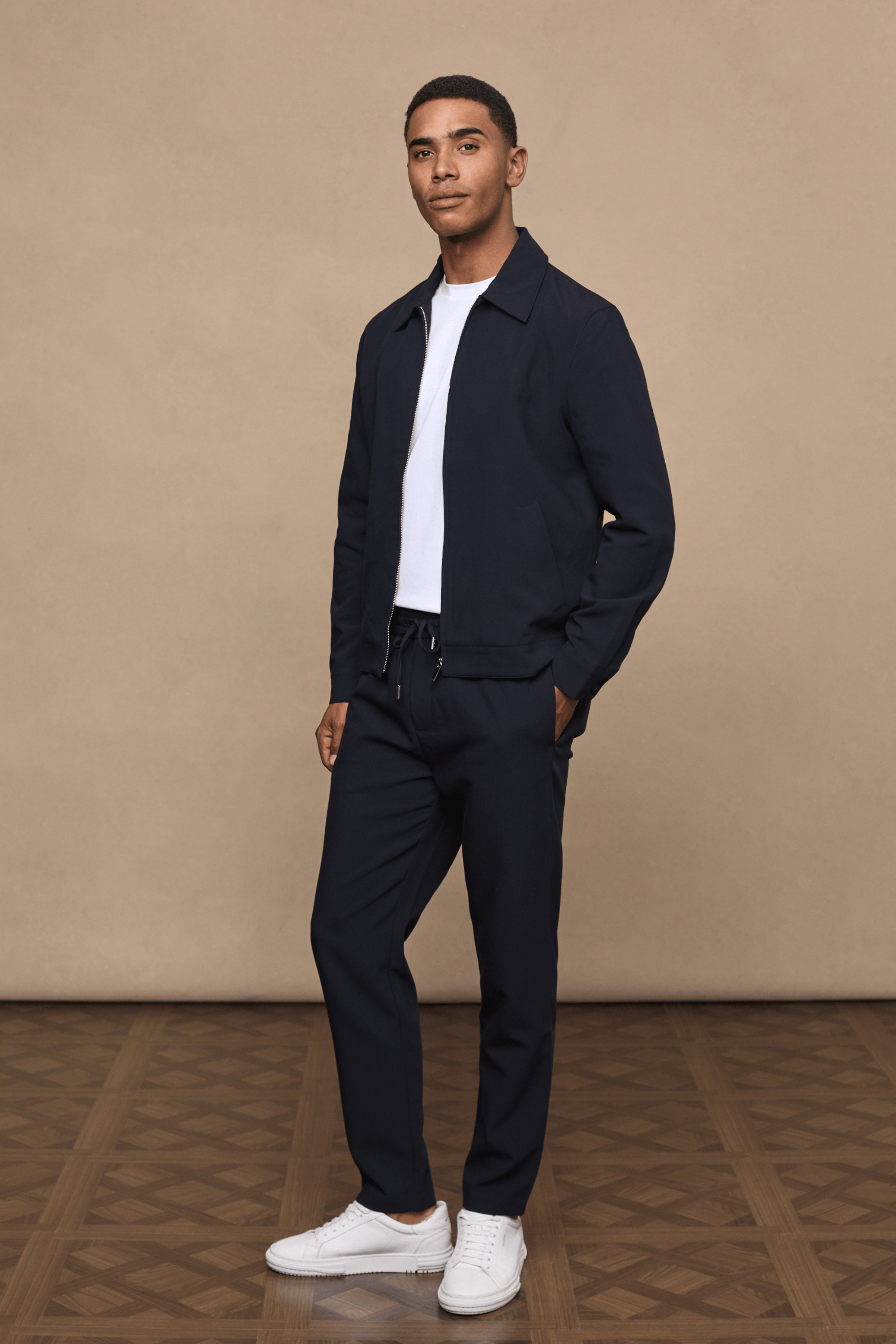 Emilio Everyday Tapered Trouser - Dark Navy