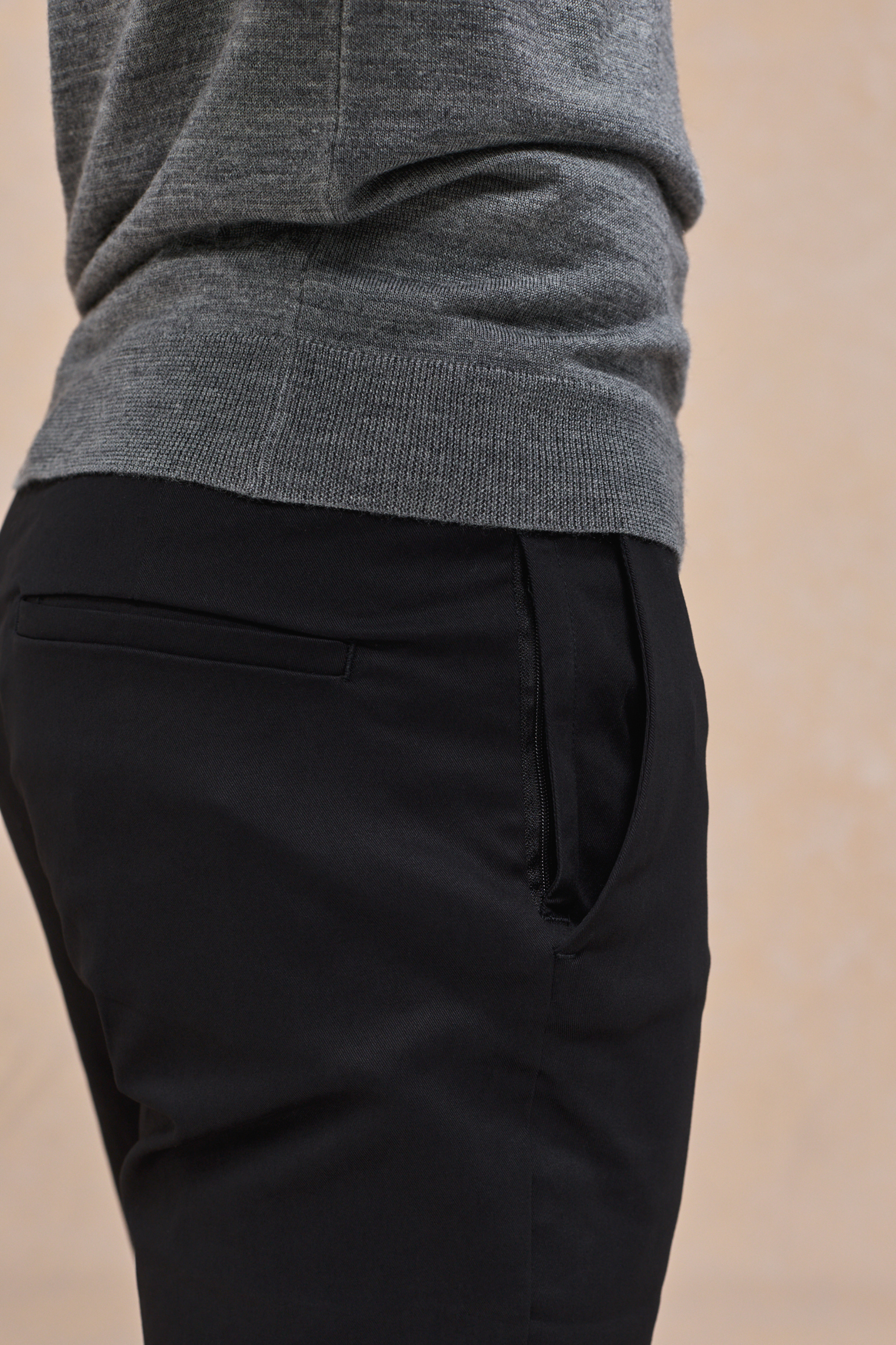 Elliot Easy Chino - Black