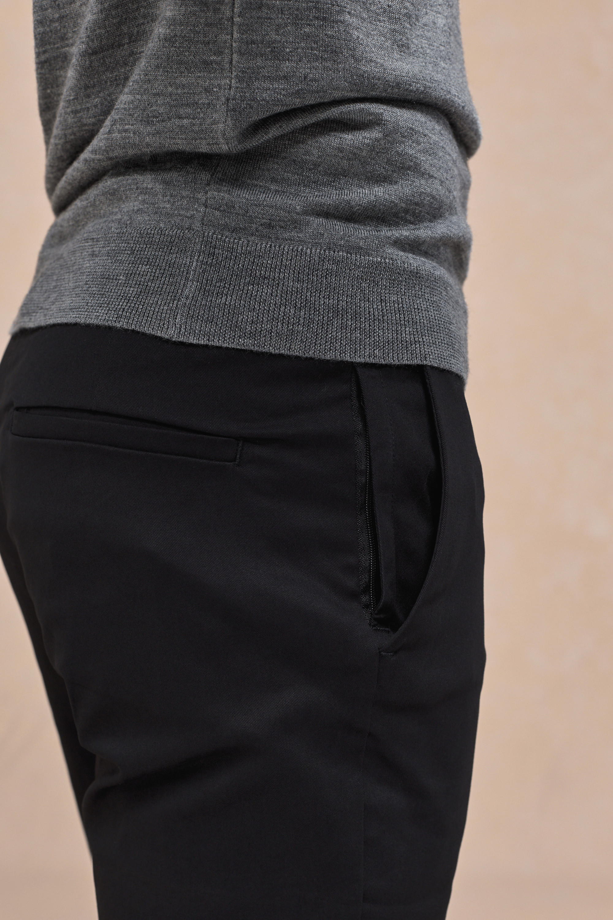 Elliot Easy Chino - Black