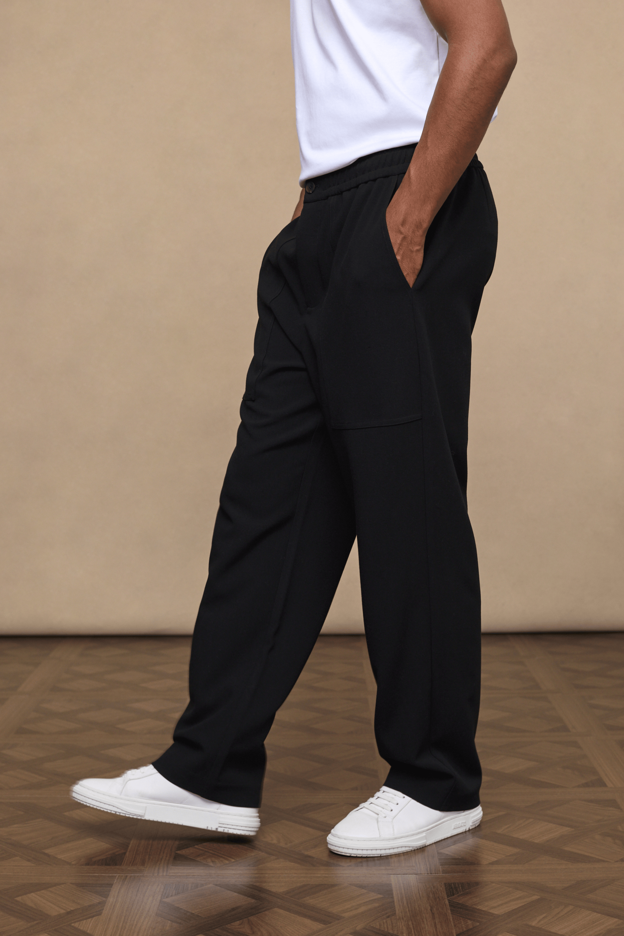 Julien Relaxed Panelled Trouser - Black