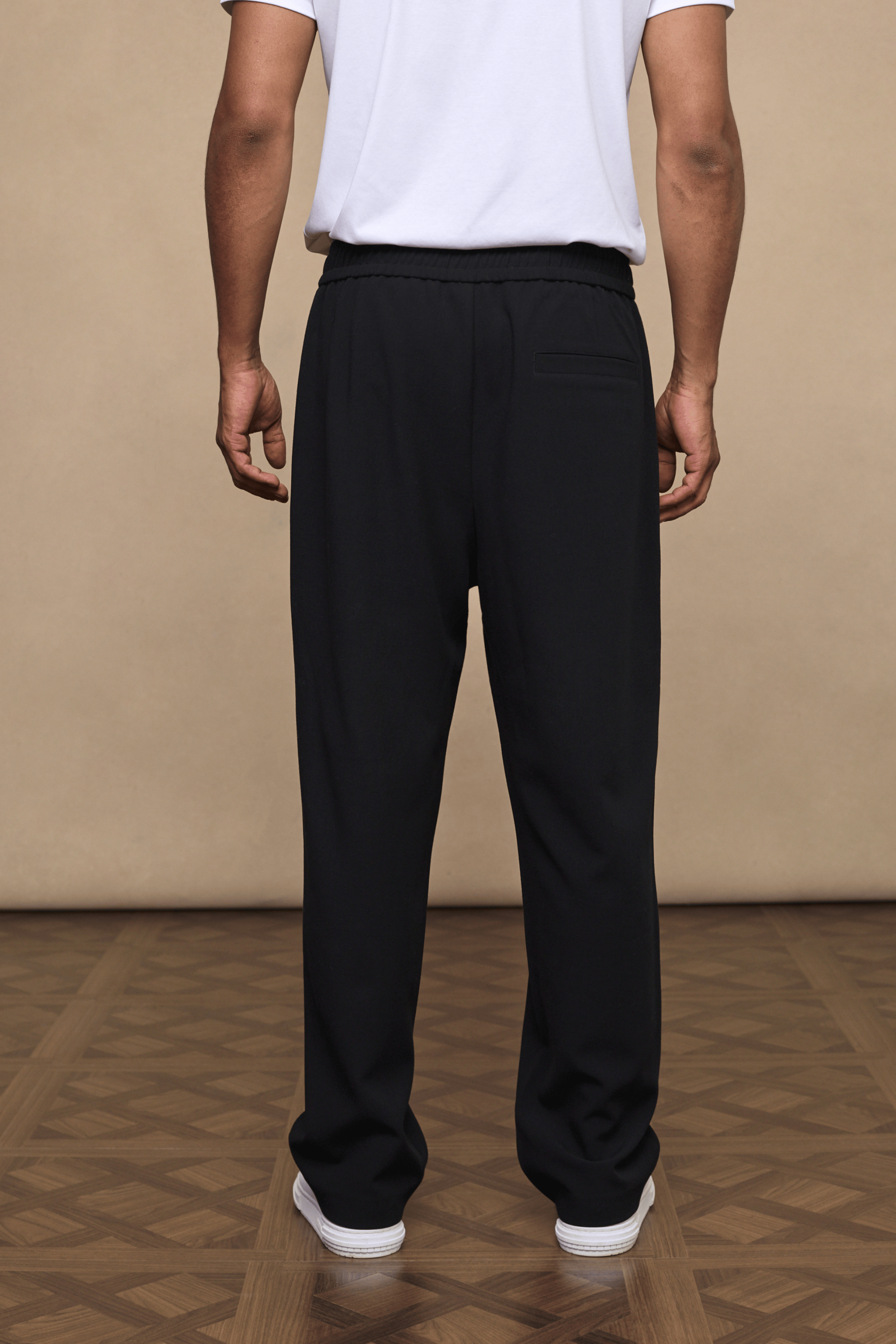 Julien Relaxed Panelled Trouser - Black