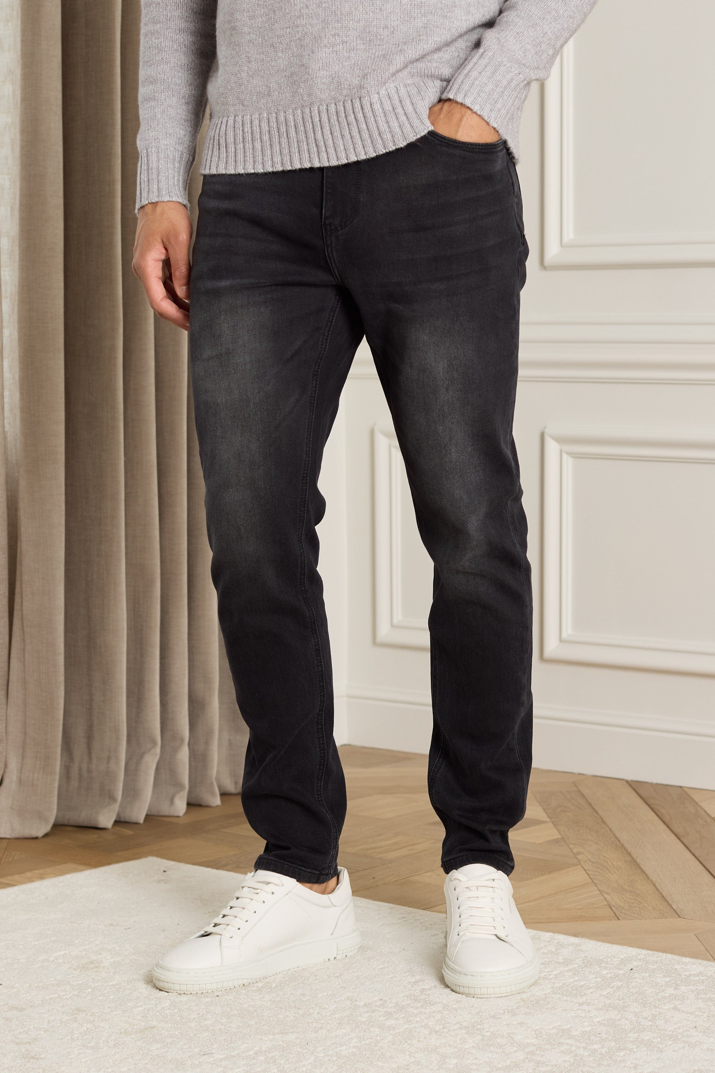 Louis Tapered Straight Leg Stretch Denim - Washed Black
