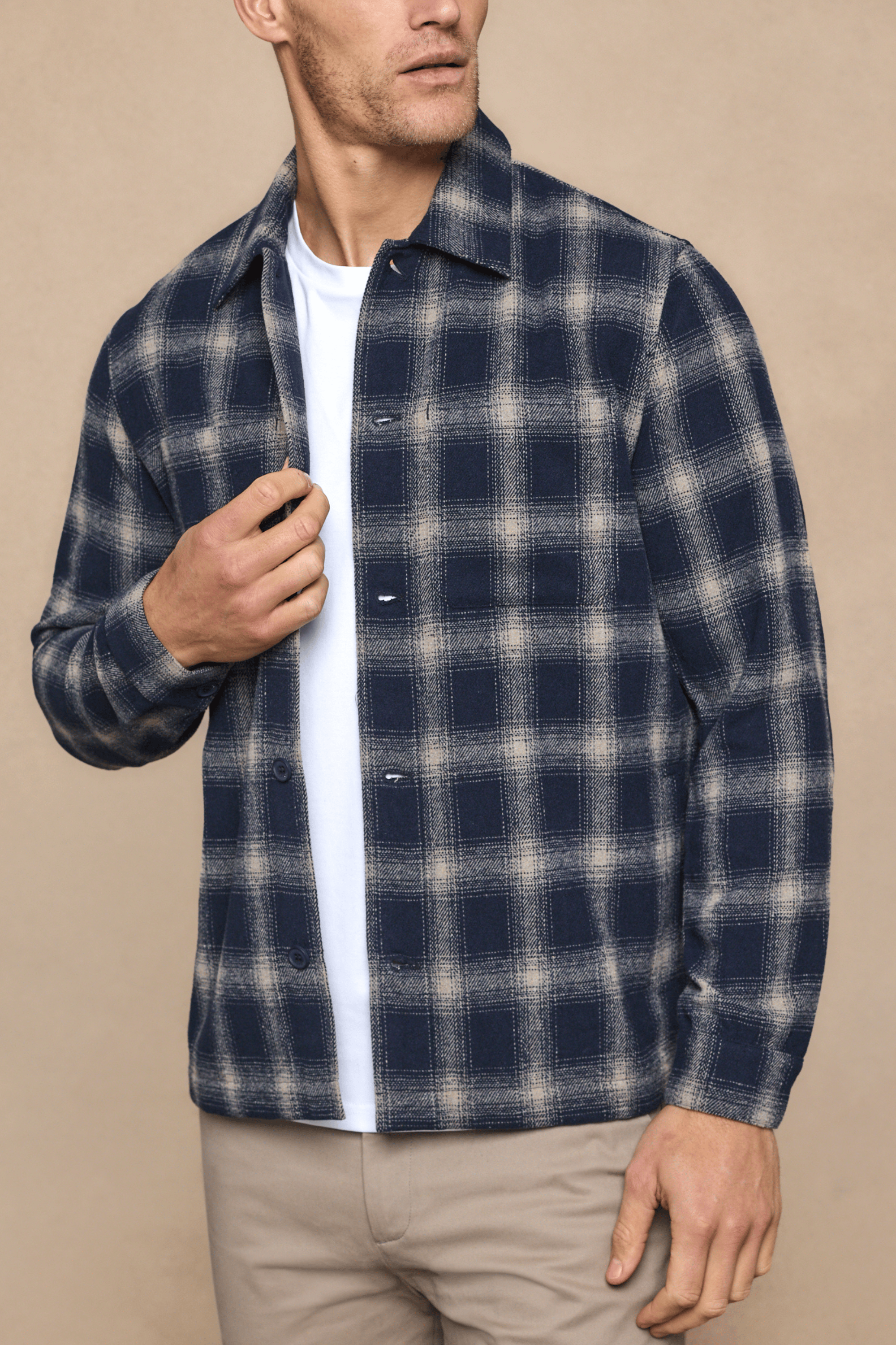Vienna Wool Checked Overshirt - Navy/Ivory