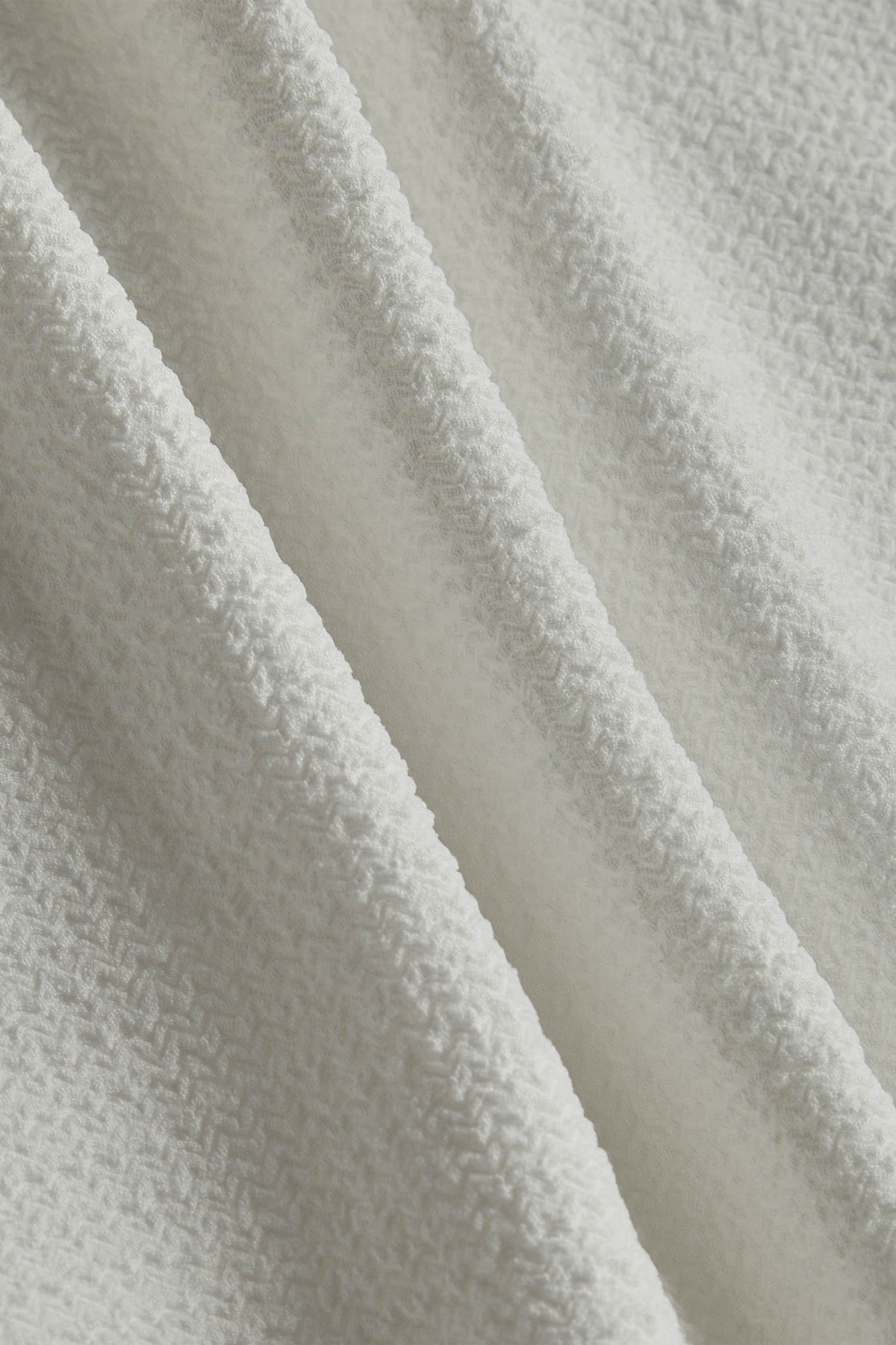 Silvo Lightweight Textured Shirt - Ecru