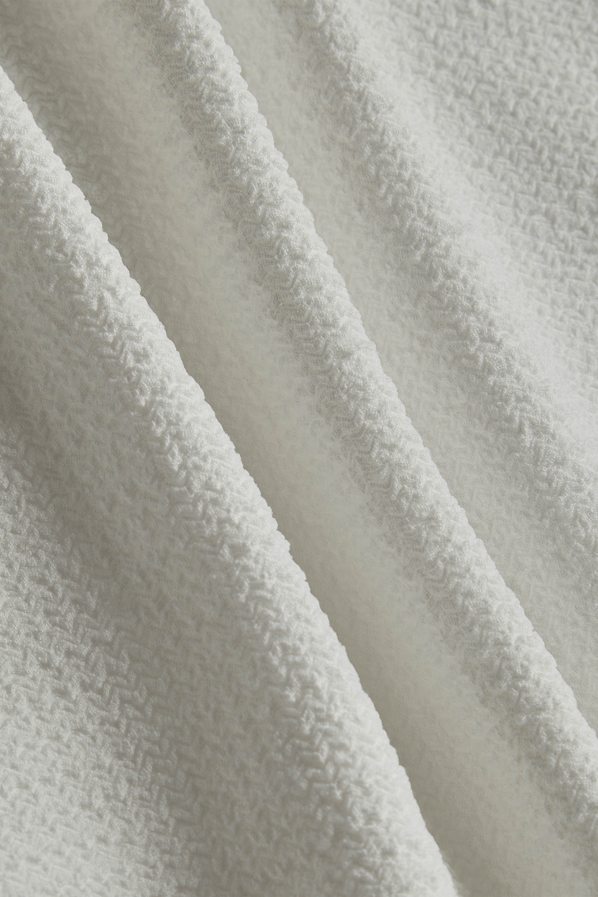 Silvo Lightweight Textured Shirt - Ecru