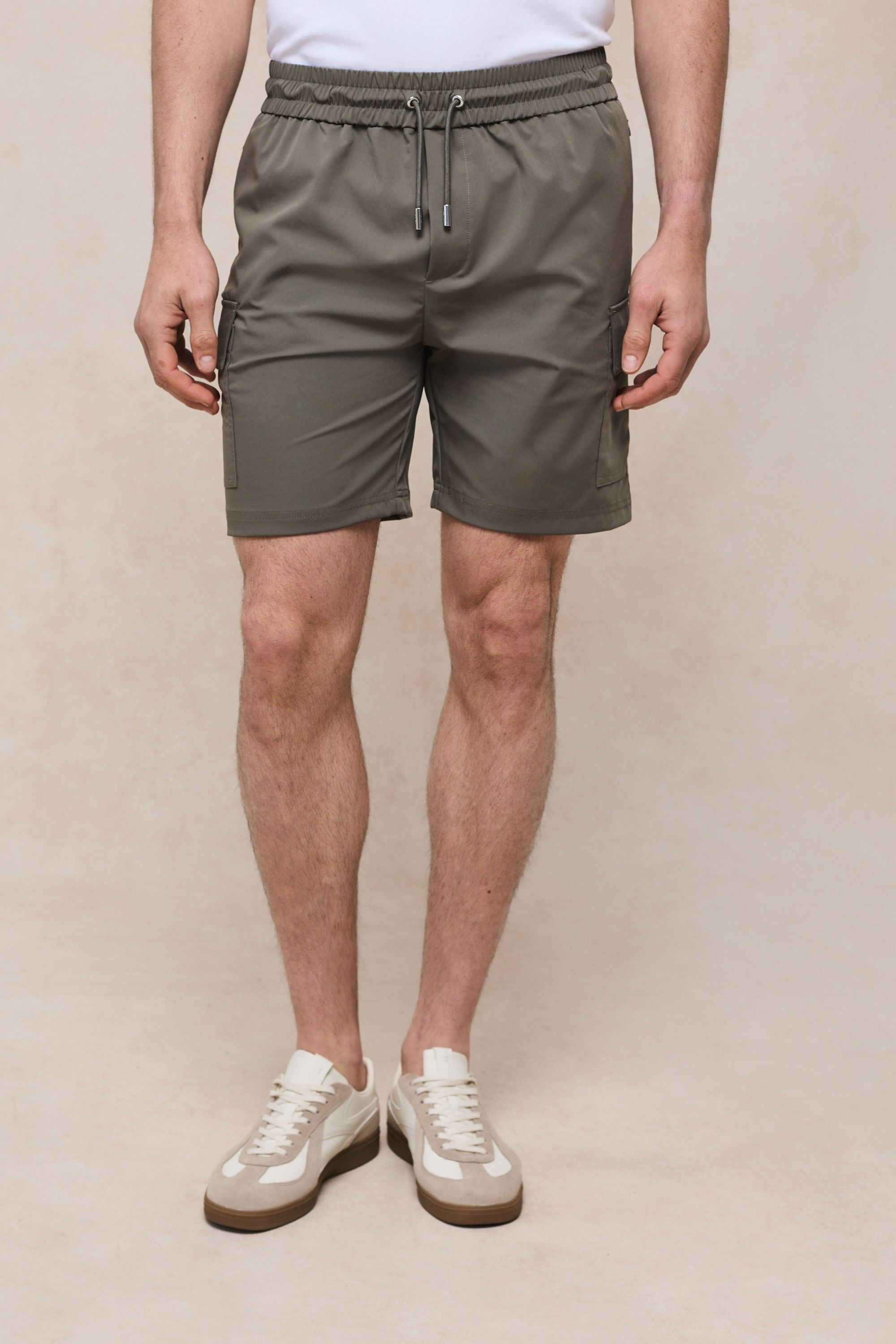 Milo Cargo Tech Shorts - Khaki