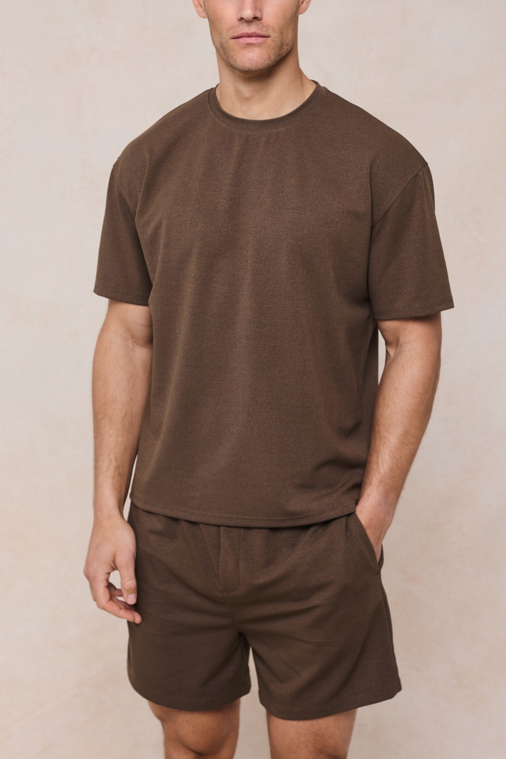 Tomas Crew Neck Crinkled Tshirt - Dark Brown