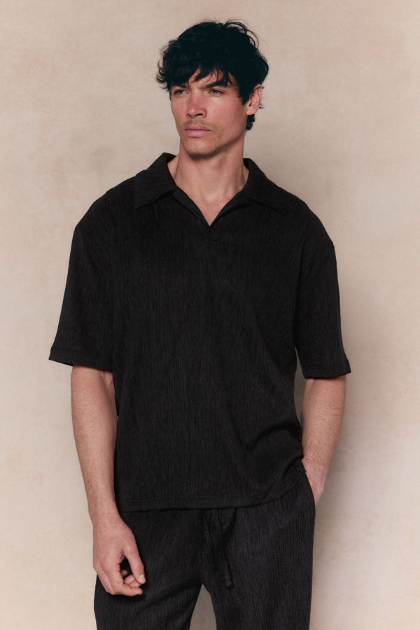 Silvano Crinkled Open Collar Polo - Black