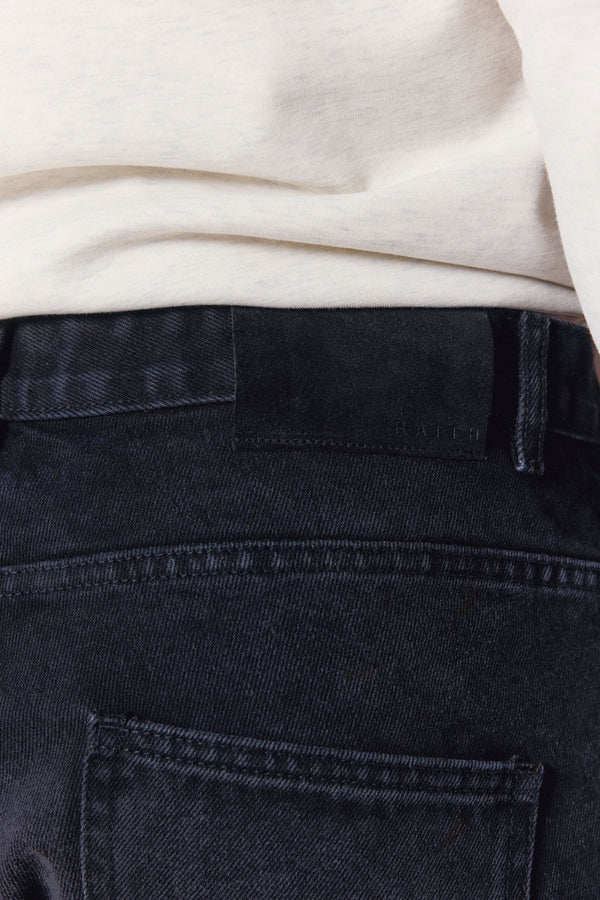 Mason Relaxed Fit Jeans - Black Wash