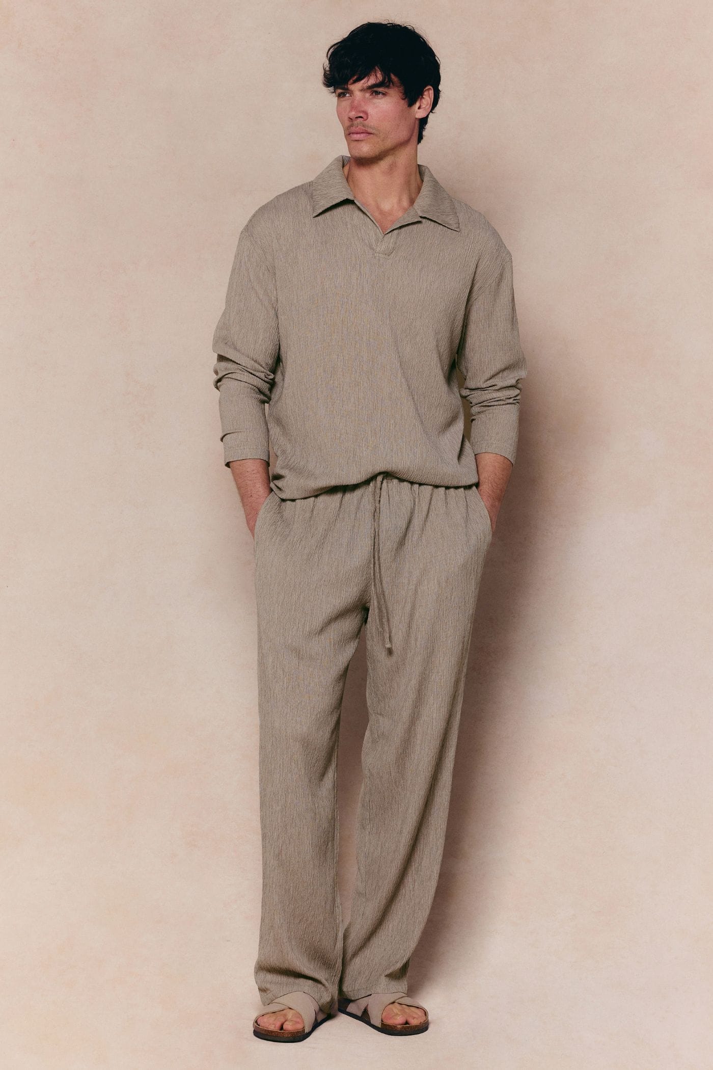 Arty Crinkled Elasticated Waistband Trouser - Mushroom