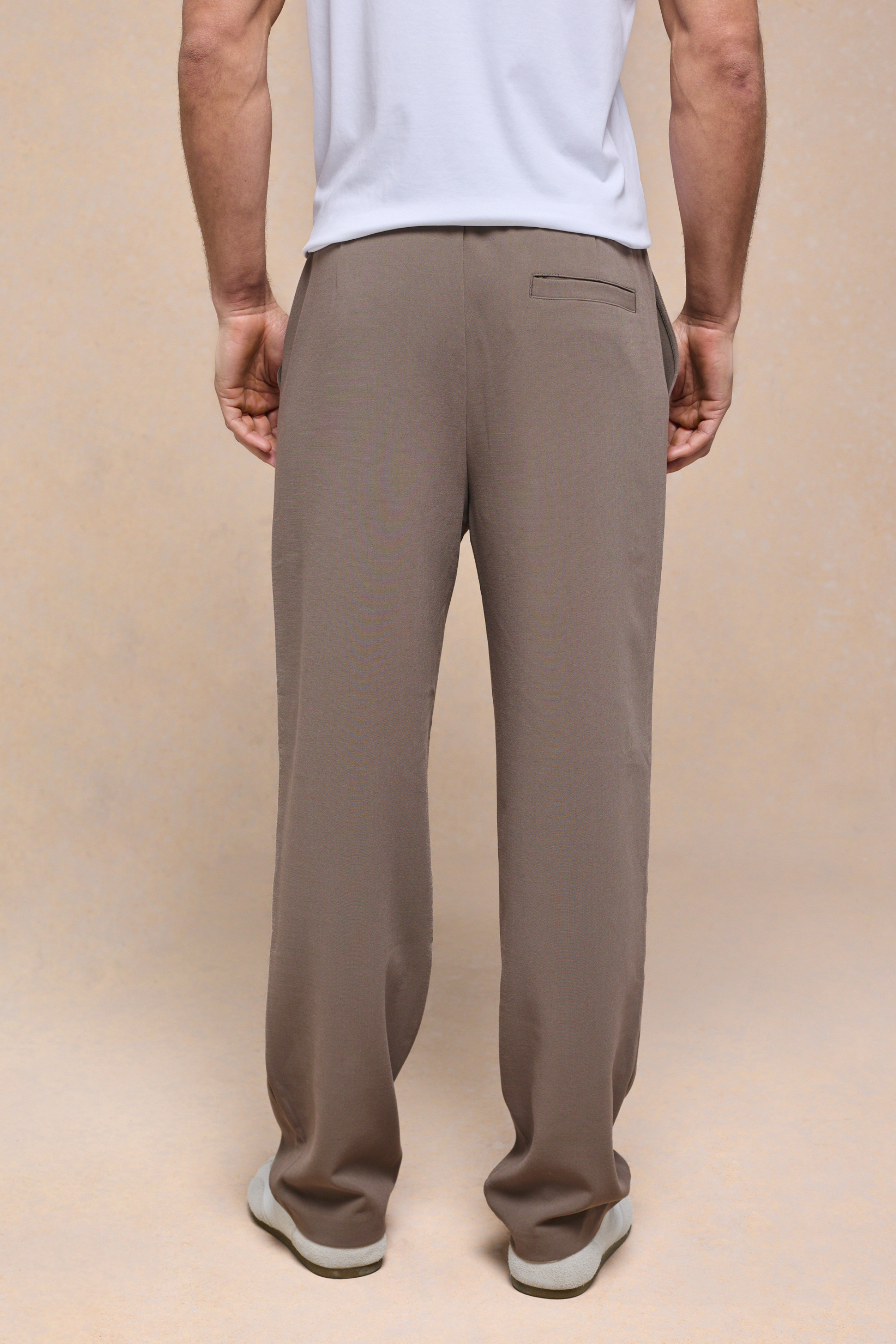 Julien Relaxed Panelled Trouser - Olive
