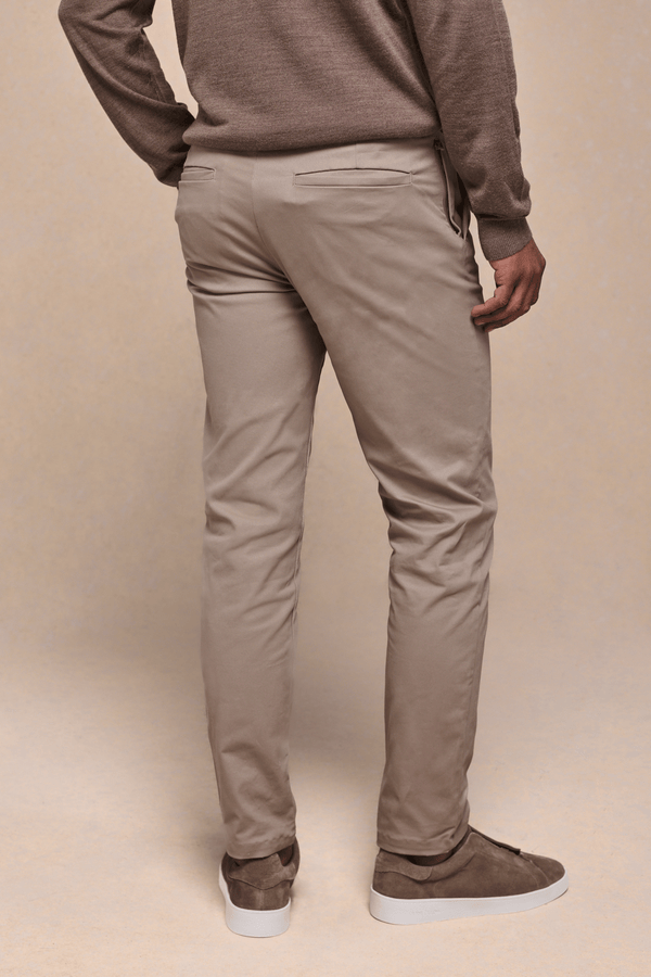 Elliot Easy Chino - Beige