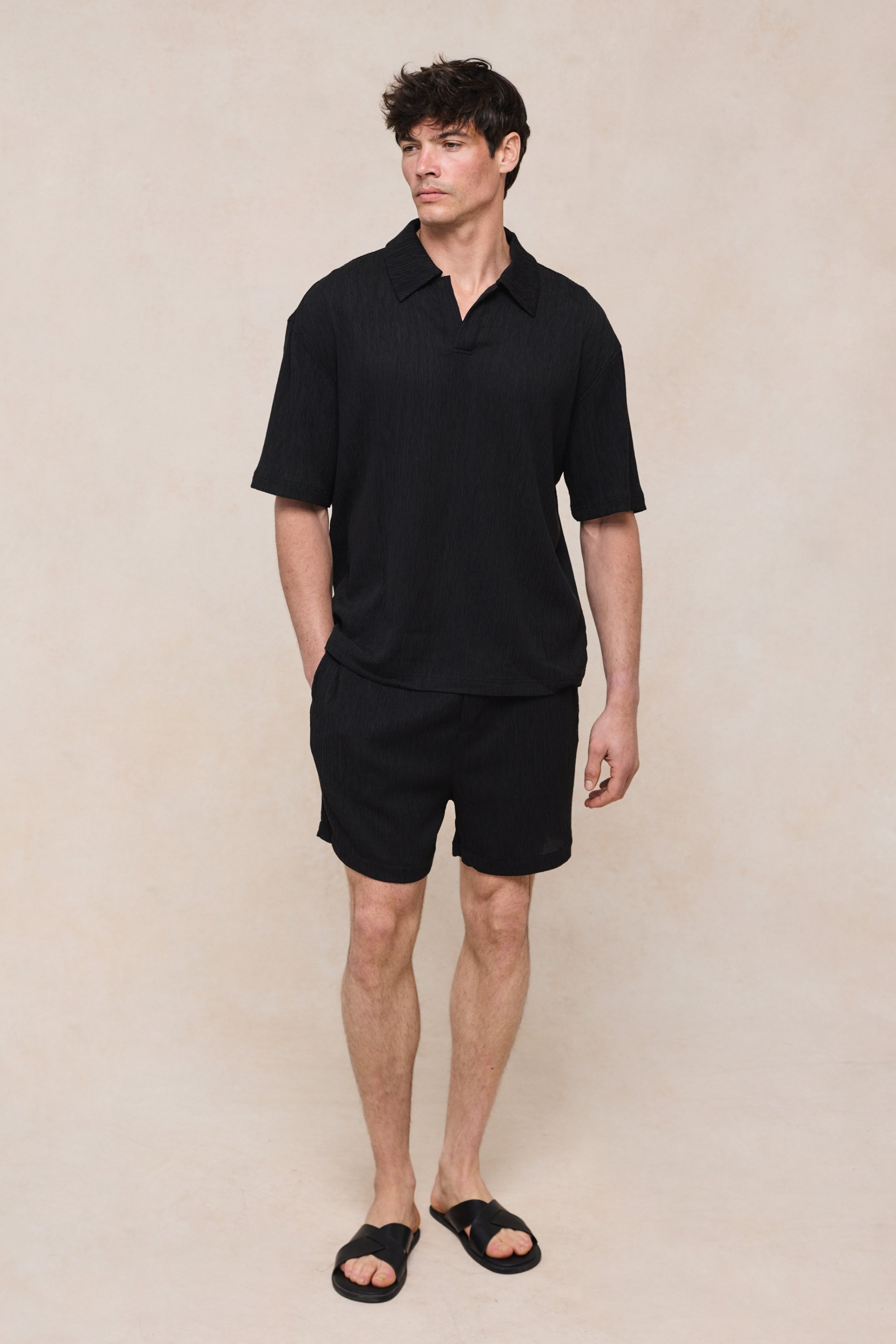 Silvano Crinkled Short - Black