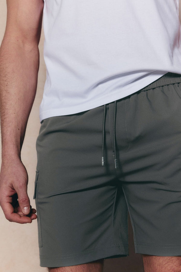 Milo Cargo Tech Shorts - Khaki
