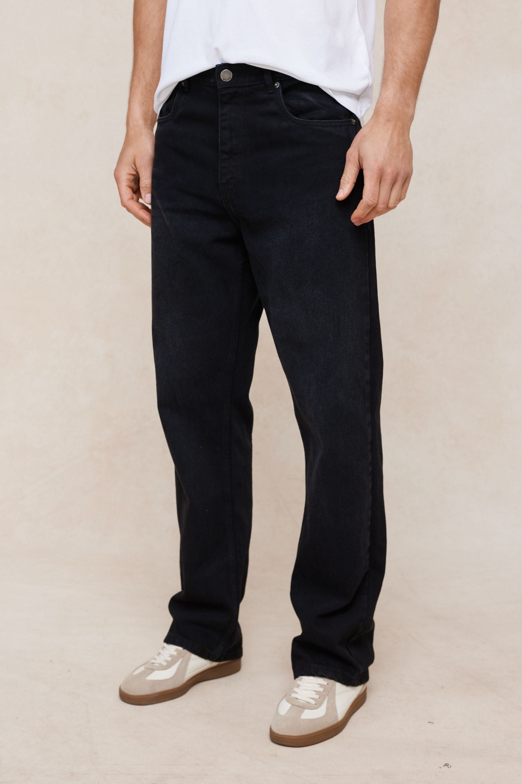 Mason Relaxed Fit Jeans - Black Wash
