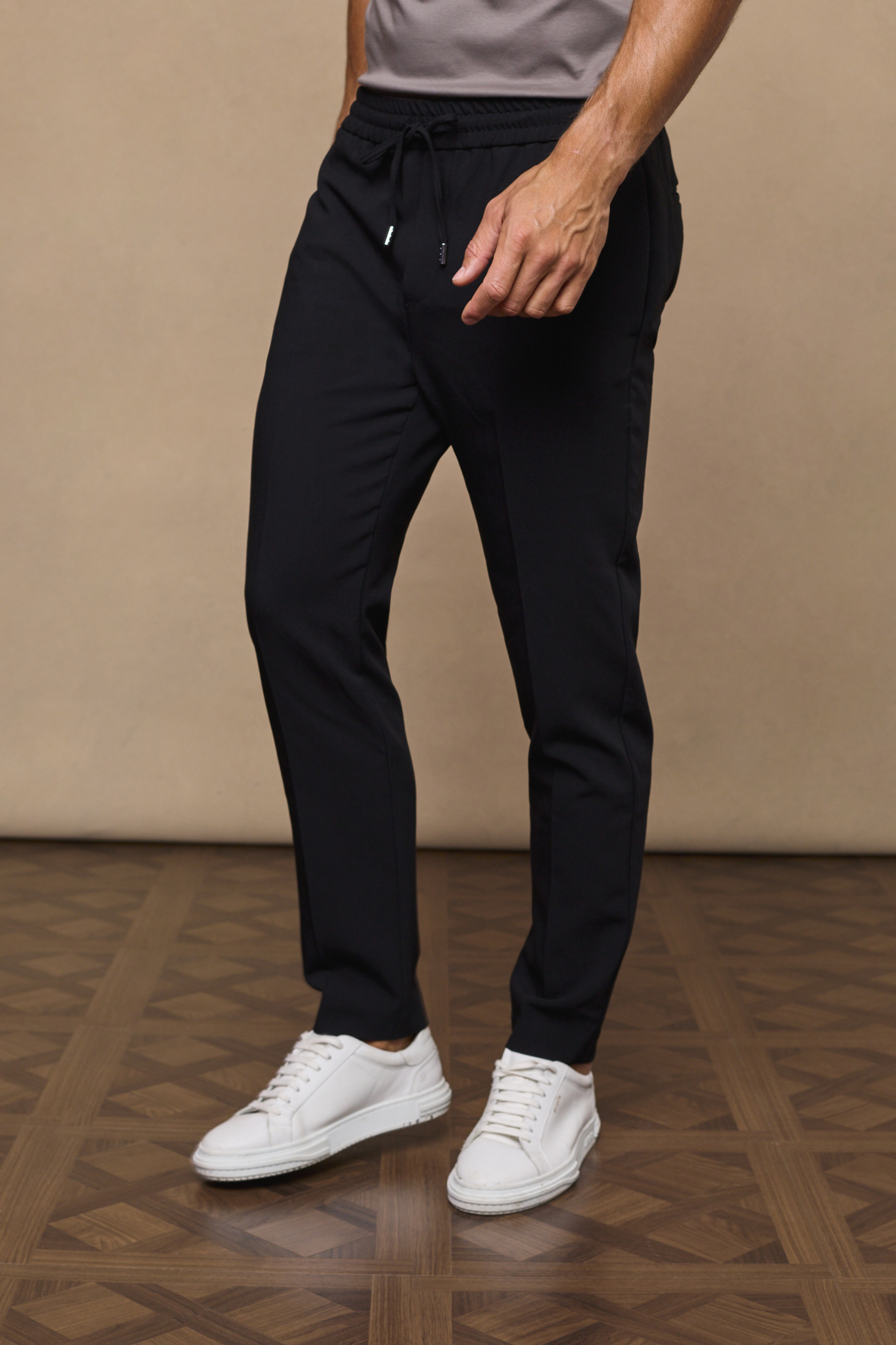 Emilio Everyday Tapered Trouser - Black