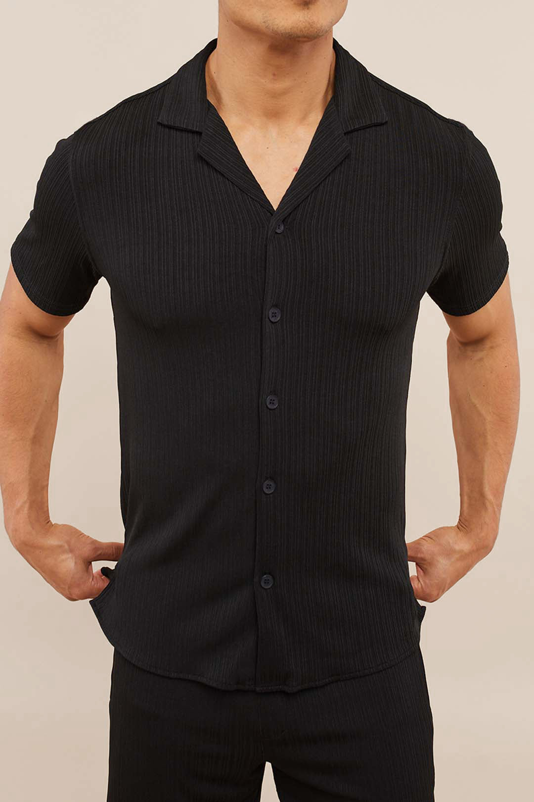 Roca Pleated Shirt - Black