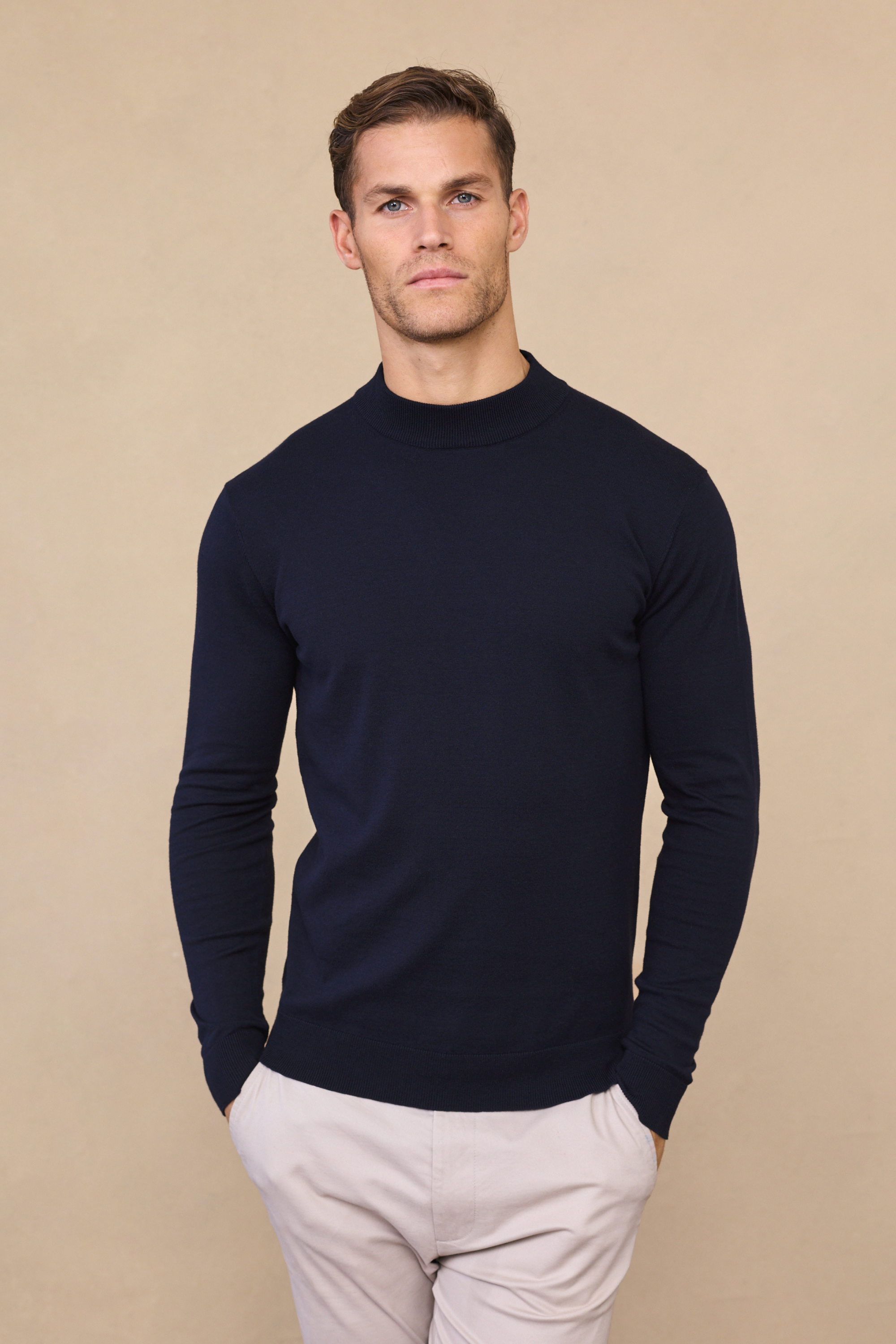 Noah Lightweight Crew Neck Sweater - Navy