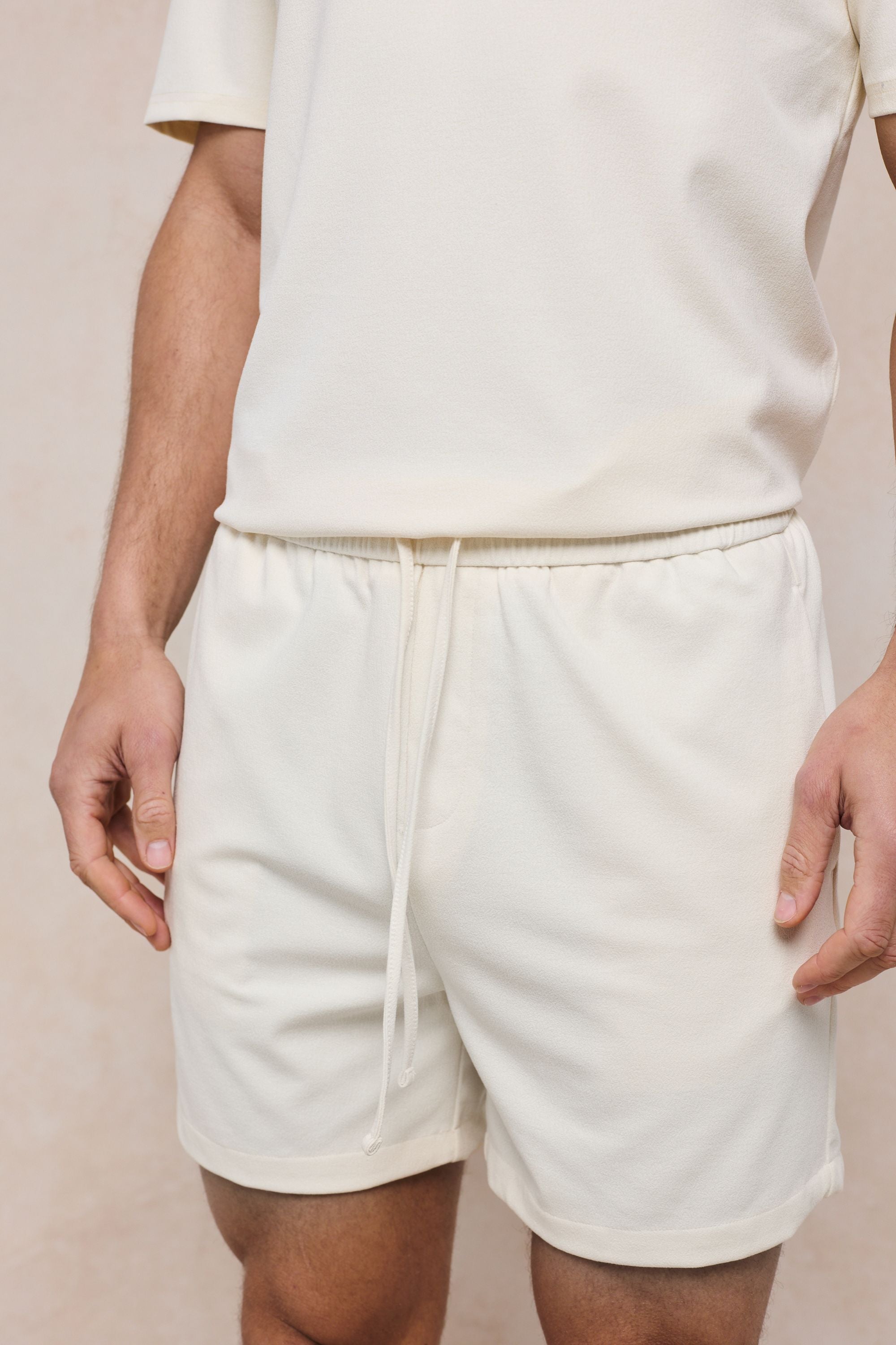 Tomas Elasticated Waist Short - Ecru