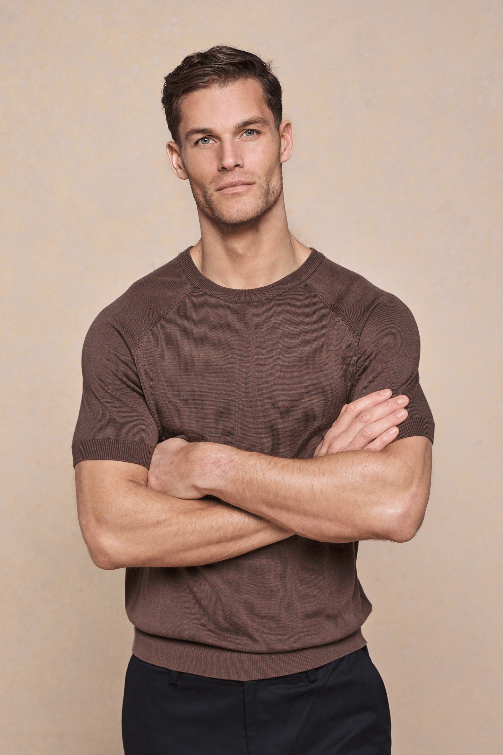 Riera Knit Crew Neck T-Shirt - Brown