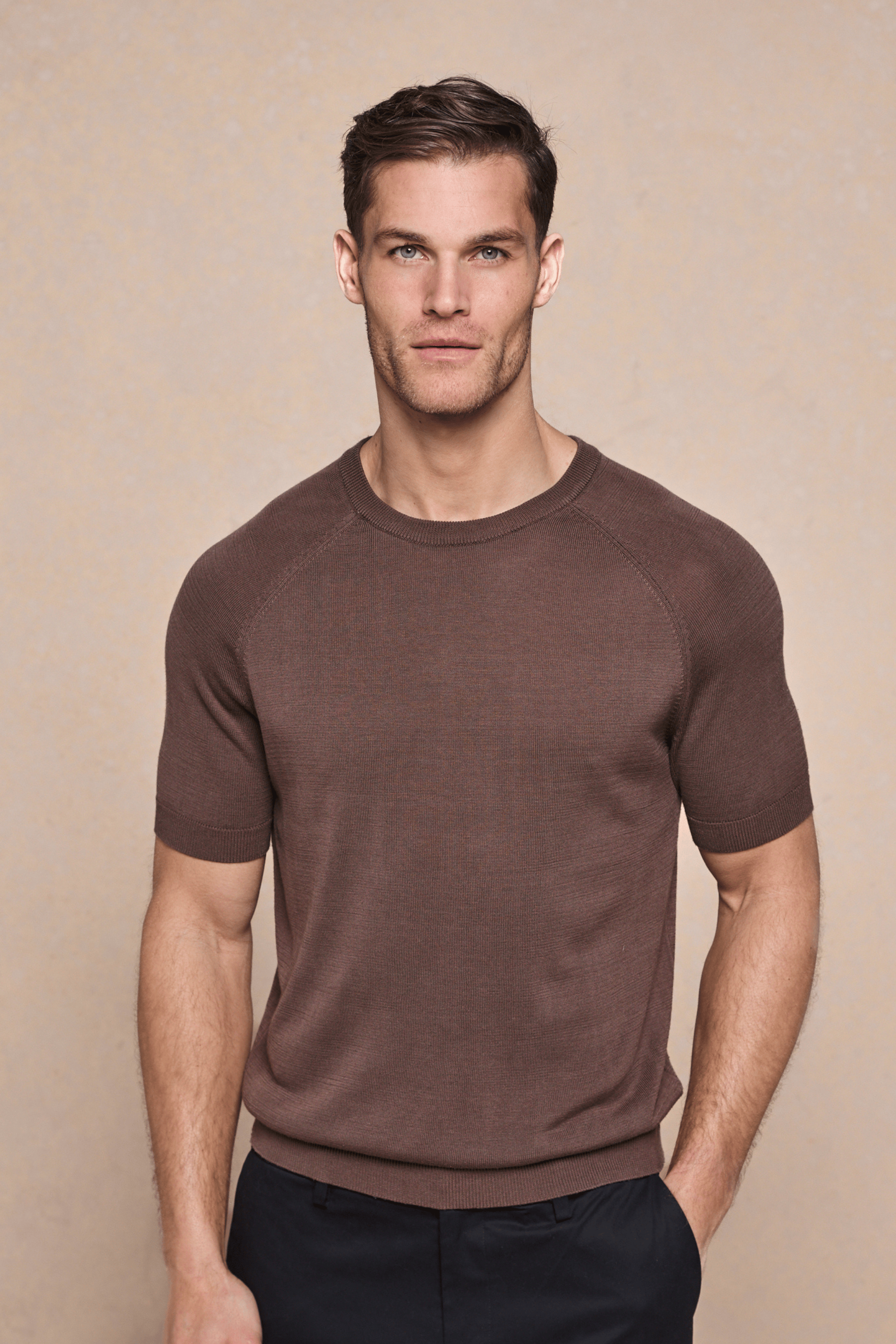 Riera Knit Crew Neck T-Shirt - Brown