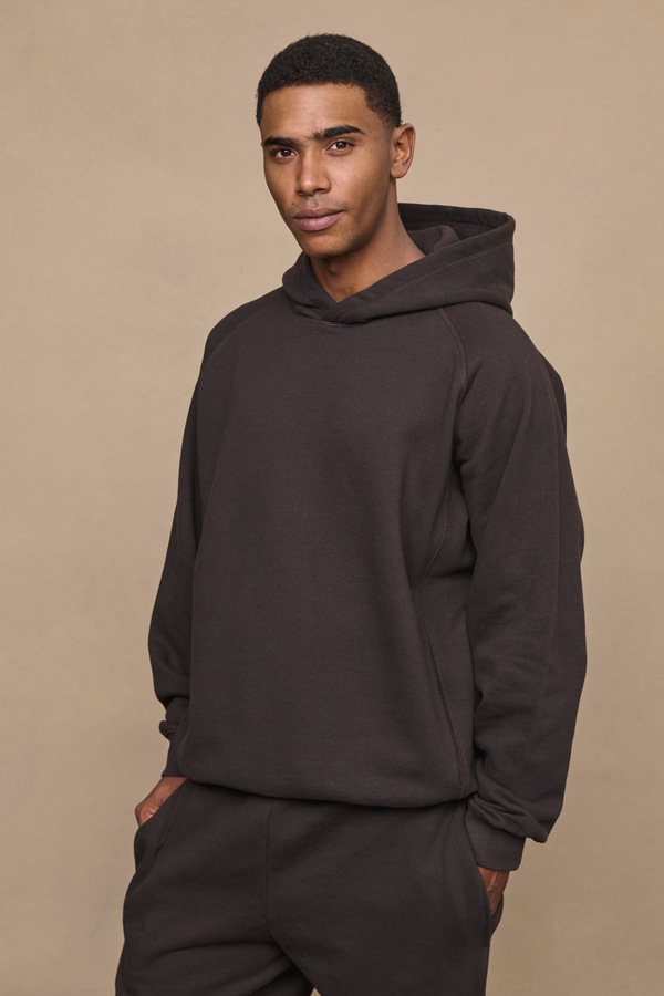 Men’s heavyweight cotton blend hoodie in dark brown with raglan sleeves by Raith