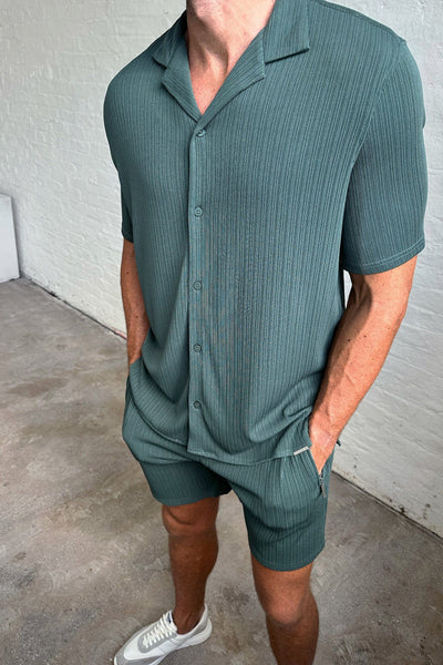 PLEATED SHORT - GREEN