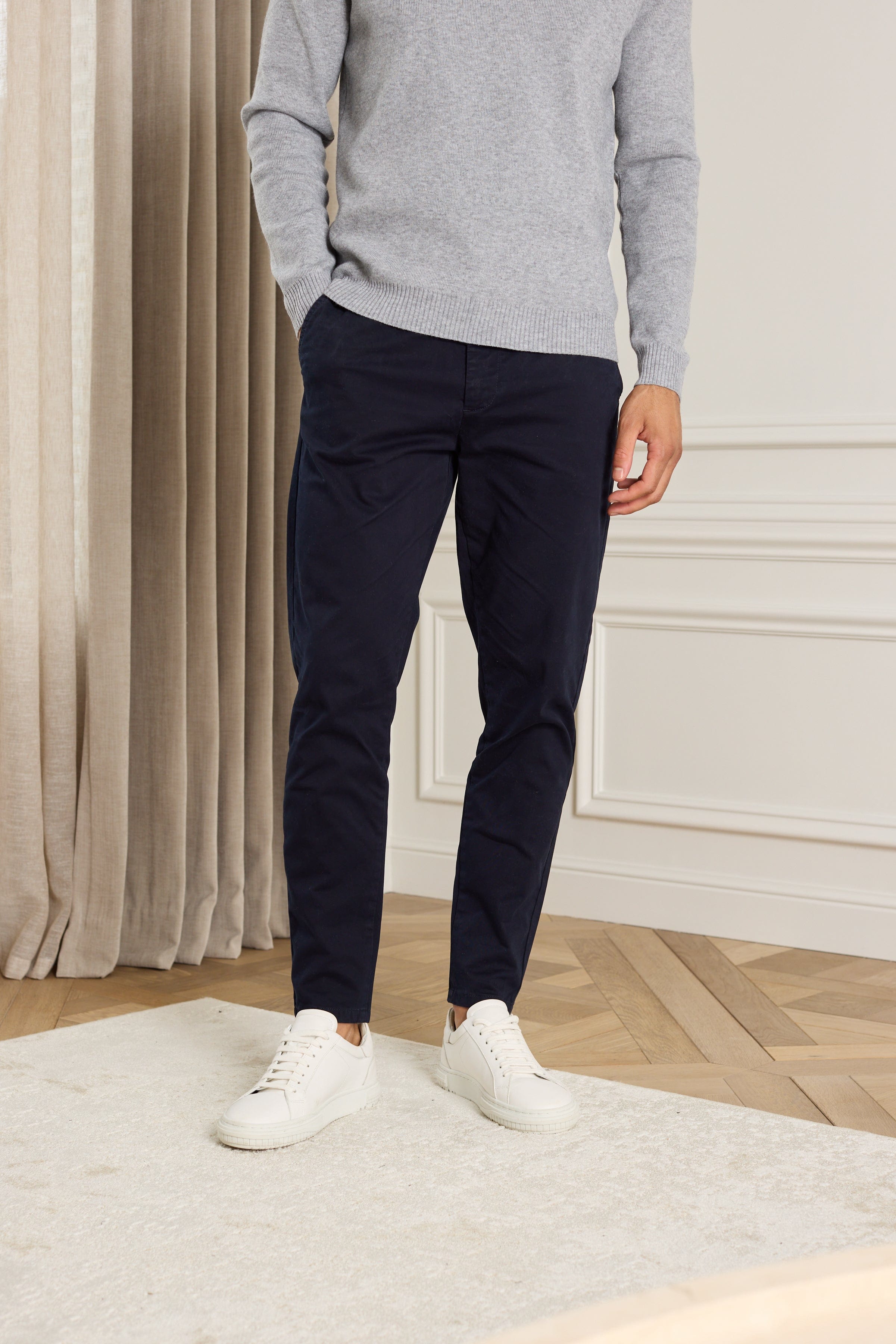 Lucas Tapered Leg Stretch Twill Chino - Navy