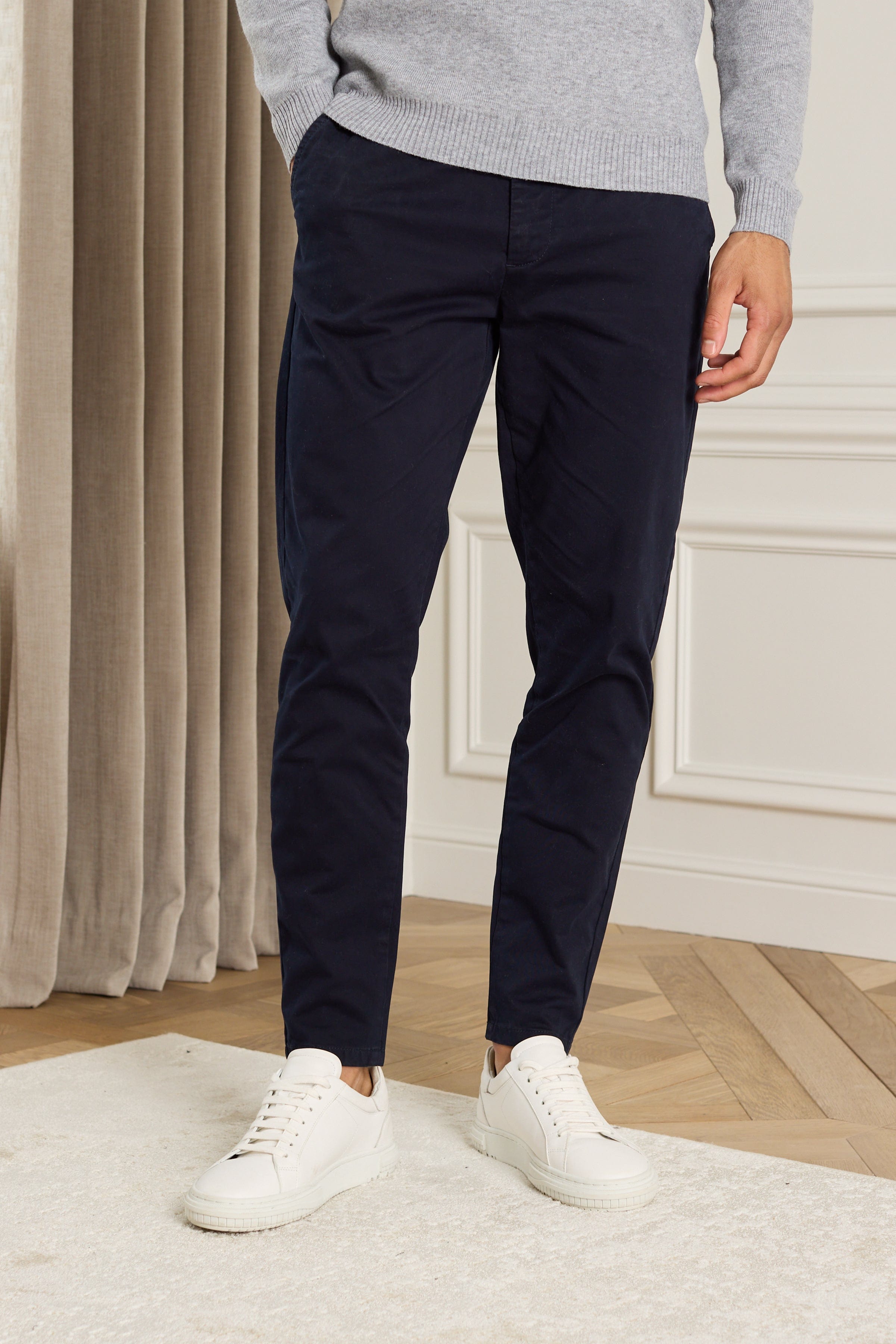 Lucas Tapered Leg Stretch Twill Chino - Navy