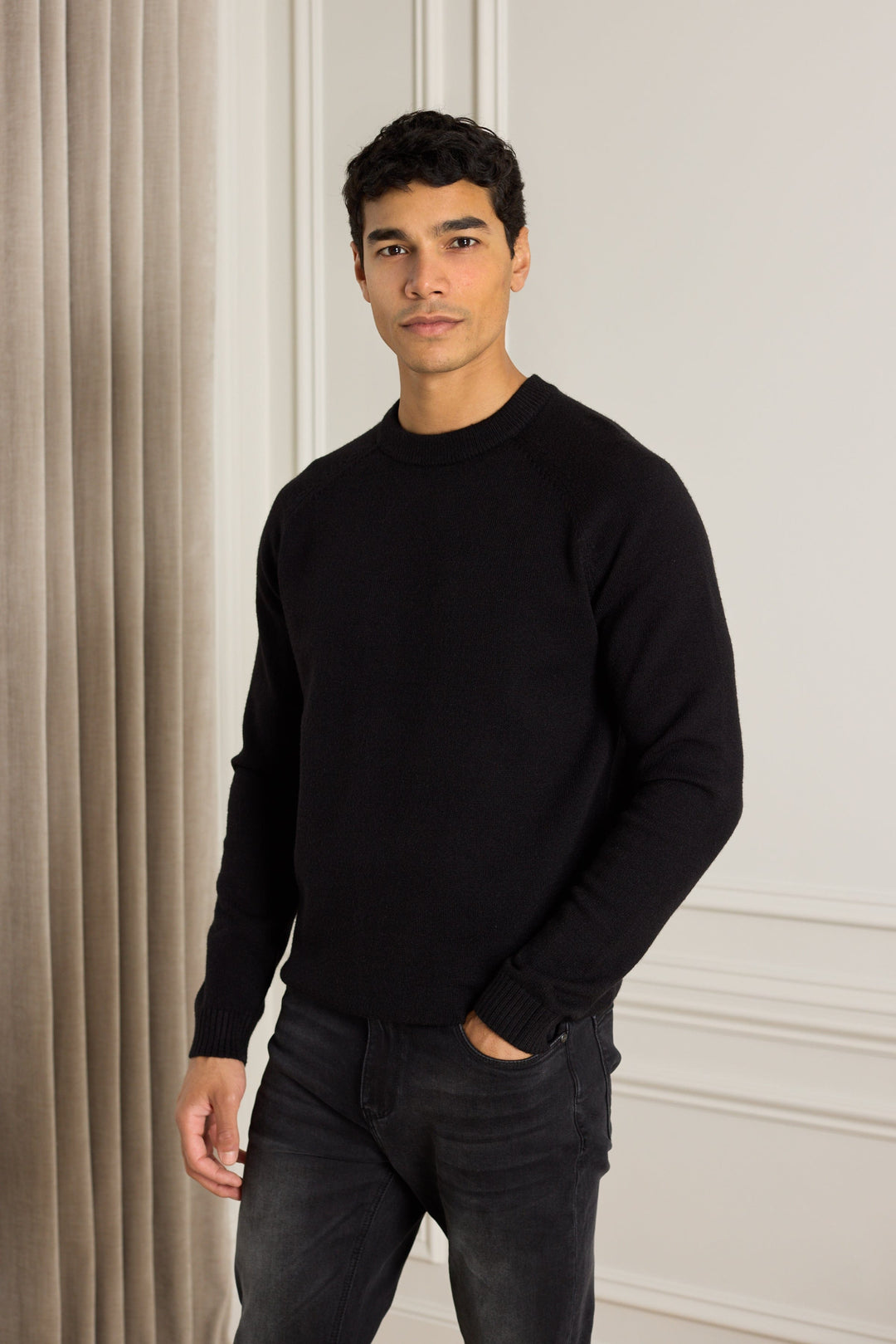 Lando Crew Neck Knit Sweater - Black