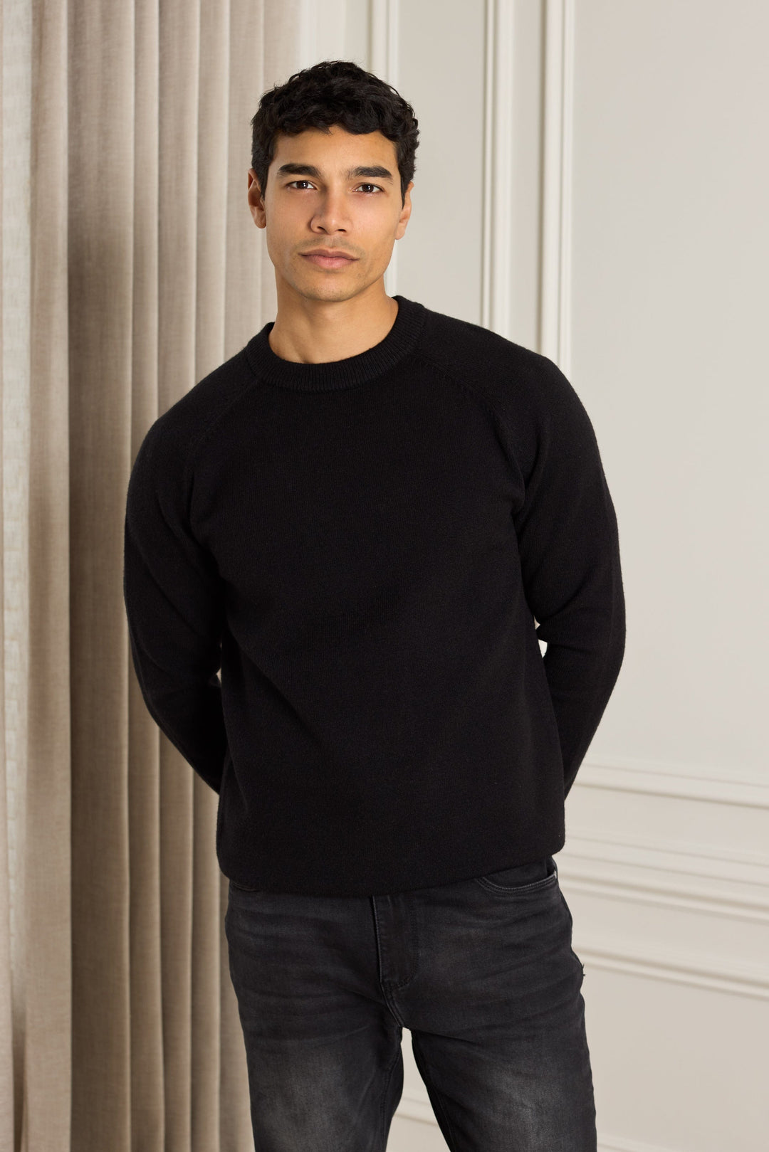 Lando Crew Neck Knit Sweater - Black