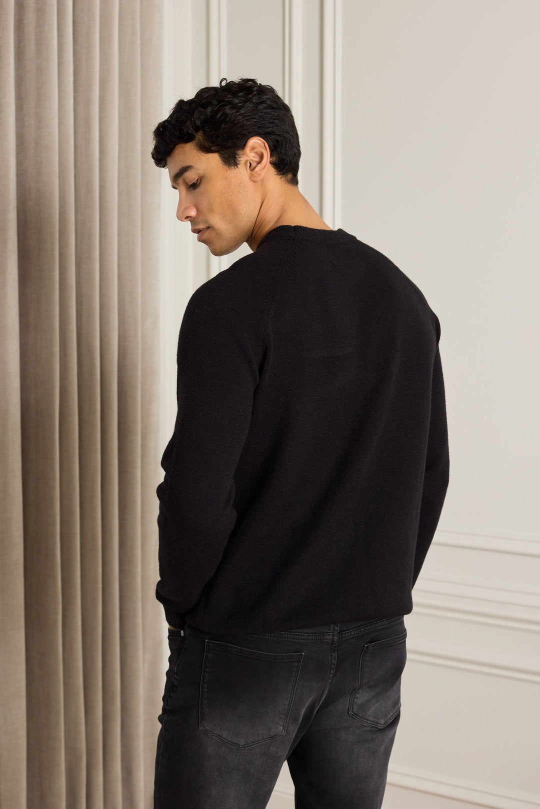 Lando Crew Neck Knit Sweater - Black